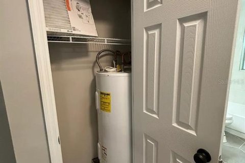 Apartamento en alquiler en Zephyrhills, Florida, 1 dormitorio, 51.1 m2 № 1909337 - foto 11