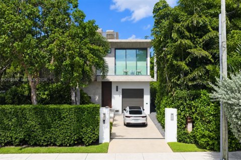 Villa ou maison à vendre à Miami Beach, Floride: 4 chambres, 307.97 m2 № 2434101 - photo 5