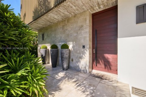 Villa ou maison à vendre à Miami Beach, Floride: 4 chambres, 307.97 m2 № 2434101 - photo 8