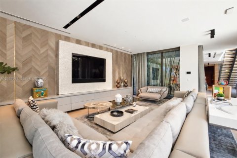 Villa ou maison à vendre à Miami Beach, Floride: 4 chambres, 307.97 m2 № 2434101 - photo 17