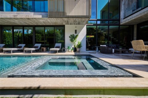 Villa ou maison à vendre à Miami Beach, Floride: 4 chambres, 307.97 m2 № 2434101 - photo 26