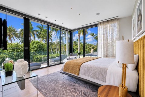 Villa ou maison à vendre à Miami Beach, Floride: 4 chambres, 307.97 m2 № 2434101 - photo 28