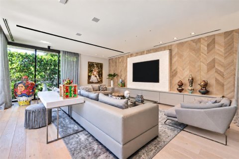 Villa ou maison à vendre à Miami Beach, Floride: 4 chambres, 307.97 m2 № 2434101 - photo 19