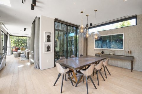 Villa ou maison à vendre à Miami Beach, Floride: 4 chambres, 307.97 m2 № 2434101 - photo 14