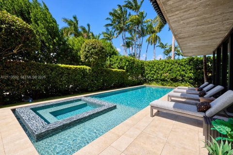 Villa ou maison à vendre à Miami Beach, Floride: 4 chambres, 307.97 m2 № 2434101 - photo 24