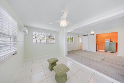 Apartamento en alquiler en Pompano Beach, Florida, 51.1 m2 № 2070756 - foto 4