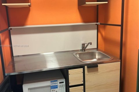 Apartamento en alquiler en Pompano Beach, Florida, 51.1 m2 № 2070756 - foto 5