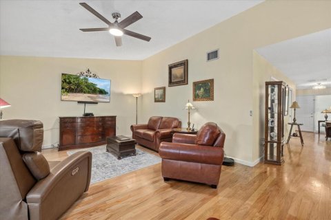 Condo in Bradenton, Florida, 3 bedrooms  № 1736510 - photo 17