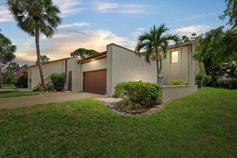 Condo in Bradenton, Florida, 3 bedrooms  № 1736510 - photo 24