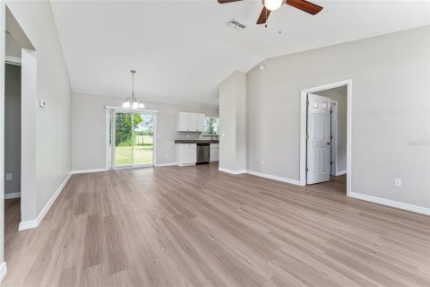 Casa en venta en Belleview, Florida, 3 dormitorios, 115.76 m2 № 1913215 - foto 5