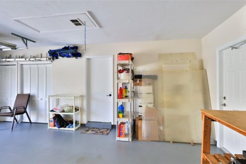 House in New Smyrna Beach, Florida 2 bedrooms, 146.32 sq.m. № 1576449 - photo 23