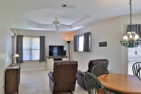 House in New Smyrna Beach, Florida 2 bedrooms, 146.32 sq.m. № 1576449 - photo 18