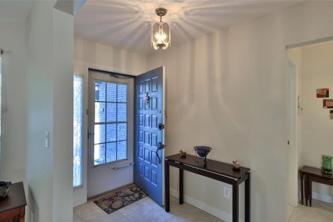 House in New Smyrna Beach, Florida 2 bedrooms, 146.32 sq.m. № 1576449 - photo 5