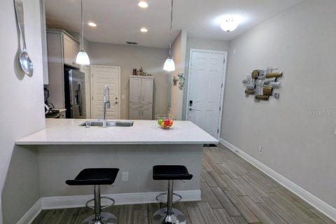 Townhouse in Clearwater, Florida 2 bedrooms, 145.95 sq.m. № 2413563 - photo 4