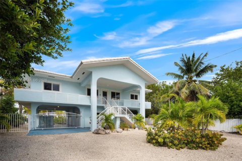 Casa en venta en Key Largo, Florida, 3 dormitorios № 2433891 - foto 3