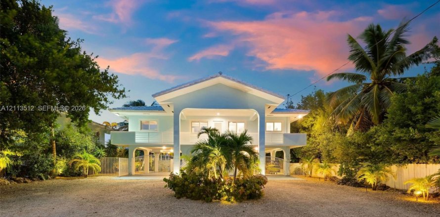 Casa en Key Largo, Florida 3 dormitorios № 2433891
