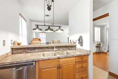 Villa ou maison à vendre à Pinellas Park, Floride: 4 chambres, 226.59 m2 № 2267010 - photo 23