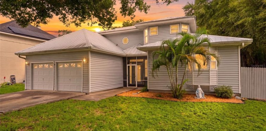 Villa ou maison à Pinellas Park, Floride 4 chambres, 226.59 m2 № 2267010