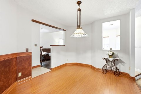 Villa ou maison à vendre à Pinellas Park, Floride: 4 chambres, 226.59 m2 № 2267010 - photo 12