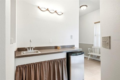 Villa ou maison à vendre à Pinellas Park, Floride: 4 chambres, 226.59 m2 № 2267010 - photo 15