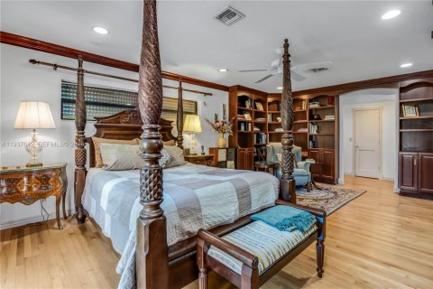 Villa ou maison à vendre à Southwest Ranches, Floride: 5 chambres, 327.39 m2 № 2024422 - photo 15