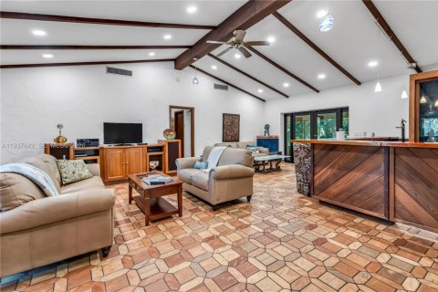 Villa ou maison à vendre à Southwest Ranches, Floride: 5 chambres, 327.39 m2 № 2024422 - photo 6