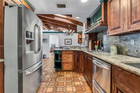 Villa ou maison à vendre à Southwest Ranches, Floride: 5 chambres, 327.39 m2 № 2024422 - photo 12