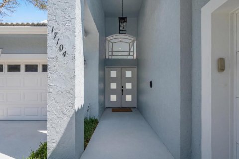 House in Jupiter, Florida 3 bedrooms, 235.51 sq.m. № 2088129 - photo 3
