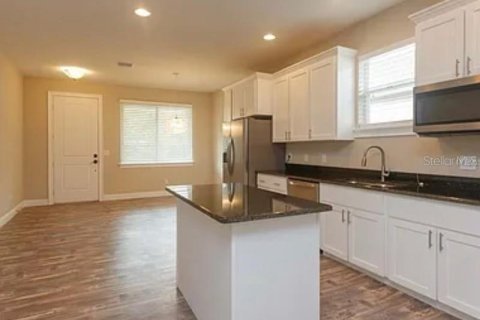 Casa en venta en Ocklawaha, Florida, 3 dormitorios, 153.29 m2 № 1909131 - foto 7