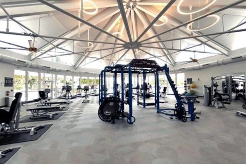 Купить кондоминиум в Халландейл-Бич, Флорида 1 спальня, 76.92м2, № 2000444 - фото 21