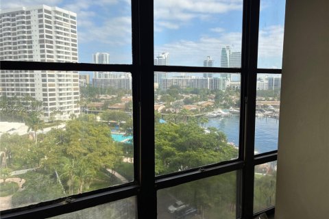 Купить кондоминиум в Халландейл-Бич, Флорида 1 спальня, 76.92м2, № 2000444 - фото 10