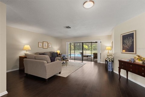 Villa ou maison à vendre à Tampa, Floride: 4 chambres, 247.4 m2 № 2149973 - photo 5