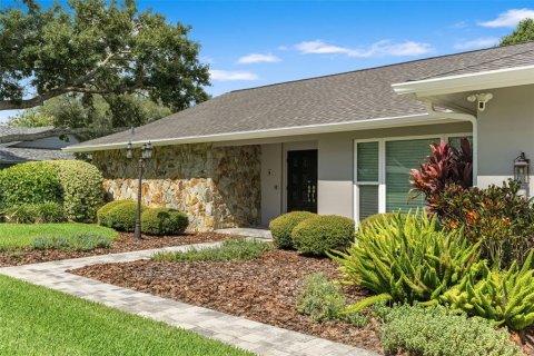 Villa ou maison à vendre à Tampa, Floride: 4 chambres, 247.4 m2 № 2149973 - photo 2