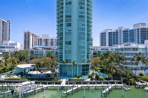 Condo in Miami Beach, Florida, 3 bedrooms  № 1970955 - photo 7