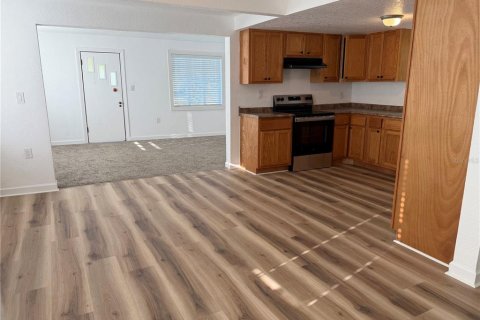 Casa en venta en Ocala, Florida, 2 dormitorios, 100.71 m2 № 2387716 - foto 8