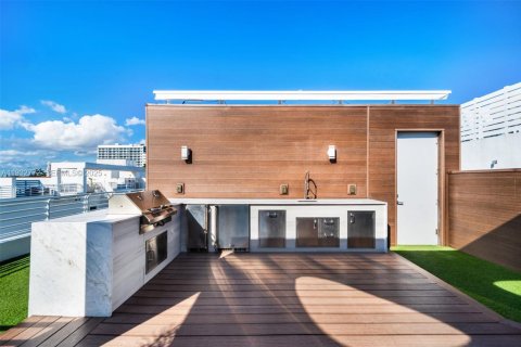 Condominio en venta en Miami, Florida, 3 dormitorios, 207.73 m2 № 2154811 - foto 7