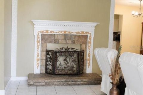 Villa ou maison à vendre à Tampa, Floride: 3 chambres, 122.63 m2 № 2197016 - photo 6