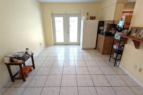 Villa ou maison à vendre à Tampa, Floride: 3 chambres, 122.63 m2 № 2197016 - photo 23