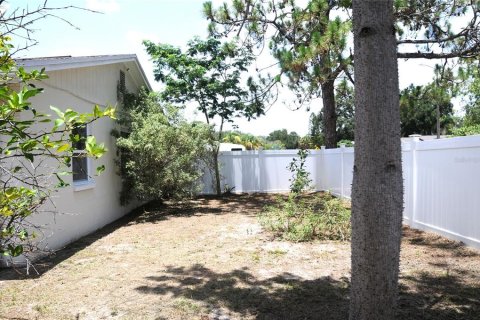 Villa ou maison à vendre à Tampa, Floride: 3 chambres, 122.63 m2 № 2197016 - photo 28