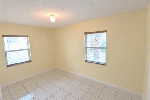 Villa ou maison à vendre à Tampa, Floride: 3 chambres, 122.63 m2 № 2197016 - photo 17