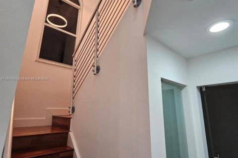 Villa ou maison à vendre à Doral, Floride: 5 chambres, 273.69 m2 № 2081649 - photo 15