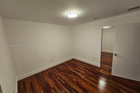 Villa ou maison à vendre à Doral, Floride: 5 chambres, 273.69 m2 № 2081649 - photo 18