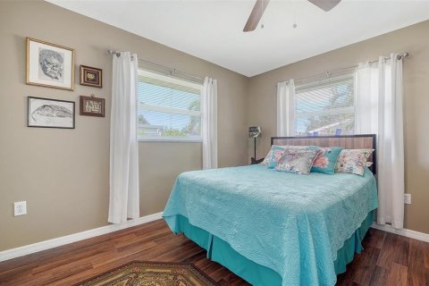 Casa en venta en Sarasota, Florida, 3 dormitorios, 141.12 m2 № 1815757 - foto 22