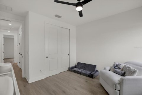 Casa en venta en Bradenton, Florida, 5 dormitorios, 337.98 m2 № 1725303 - foto 26