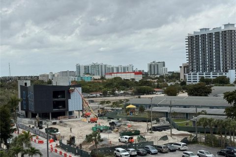 Condominio en venta en North Bay Village, Florida, 1 dormitorio, 76.64 m2 № 2033493 - foto 30