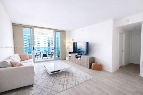 Condominio en venta en North Bay Village, Florida, 1 dormitorio, 76.64 m2 № 2033493 - foto 7