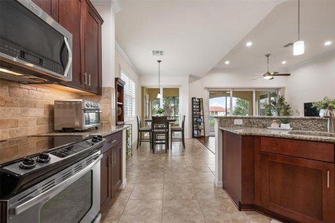 Condo in Nokomis, Florida, 3 bedrooms  № 2373854 - photo 18