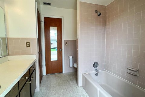 Casa en venta en Winter Park, Florida, 4 dormitorios, 145.86 m2 № 1875754 - foto 18
