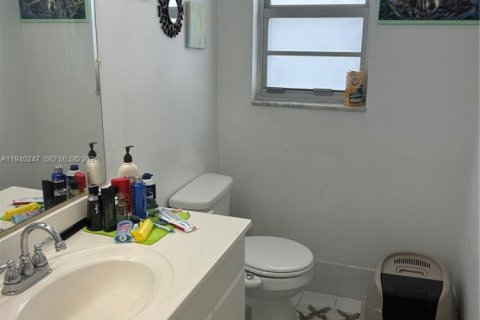 Купить кондоминиум в Холливуд, Флорида 1 спальня, 86.77м2, № 1997214 - фото 5