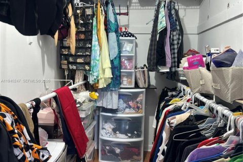 Купить кондоминиум в Холливуд, Флорида 1 спальня, 86.77м2, № 1997214 - фото 10